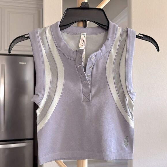 NWOT Free People Free Kick Crop Henley Lavender Sleeveless Muscle Top XS/S - Picture 7 of 10